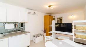 Espléndido apartamento vacacional ideal para familias | Vistas al agua - Image 2