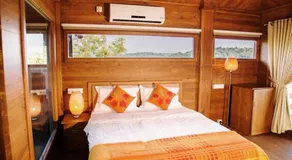 Munroe Eco Camp - Image 2