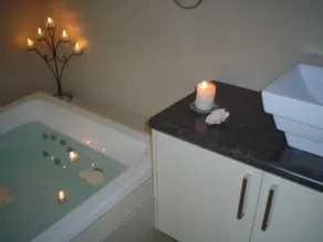Deeluxe Riverspa Apartments - Image 5