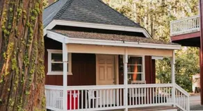 The Long Barn Lodge - Image 5