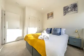 Luxury 1 Bedroom serviced apartment in the heart of Stevenage - Image 4