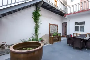 Floral Hotel · Manchengyaju Hotel - Qufu Sankong Scenic Area - Image 2