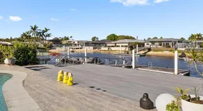 Crabpot Manor, waterfront holiday home plus plus - Image 5