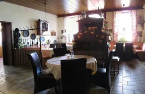 Hotel Winter - Image 5