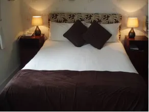 Round Tower Hotel - Image 4