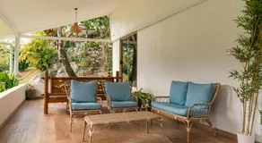 Beau Vallon Bungalows - Image 2
