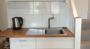 Passengers House - Image 4