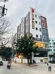 WILDWINGS PREMIUM HOTEL - Image 4