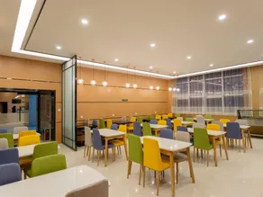 Chonpines Hotel Jining Quanmin Fitness Plaza - Image 5