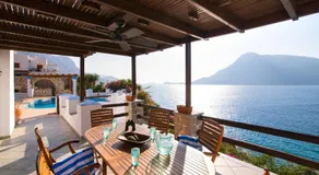 Villa de luxe au bord de l'eau avec piscine privée à Kalymnos, Grèce - Image 3