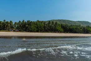 Om Shanti Beach Resort - Image 3