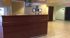 Golden Isles Inn & Suites Brunswick South - Image 4
