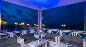 Hotel Eskada Beach - Image 3