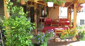 Risto's Guest House - Image 4