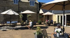 Rutland Water Courtyard Rooms - Image 3