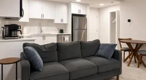 Modern 2BR Private Suite in SW Calgary - Image 2