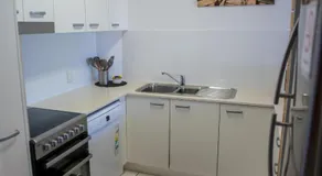 Kabi Apartment Caloundra - Self Contained - Image 3