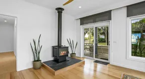 MAVI BEACH HOUSE - Stylish home opposite beach - Image 2