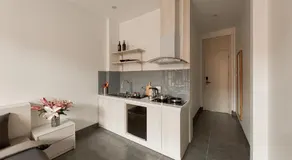 HoLo Ba Dinh Hanoi - Serviced HomeStay - Image 4