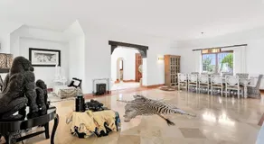 YOLO Spaces - Sotogrande White House Villa - Image 5