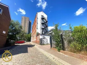 Comfortable City Studio | Ideal for Contractors - Image 4