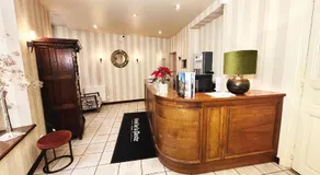 Hôtel De La Poste Langres - Image 4