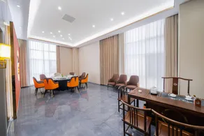 Xinxiang Blue Lake Business Hotel (Xinxiang Vocational and Technical College Branch) - Image 5