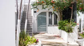 La Mona Loiza Apartment Complex by Stay with Bear - Image 4