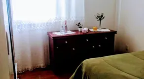 Próximo ao Consulado - Quarto Inteiro - Image 2