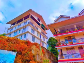Sherpa Retreat Resort - Image 3