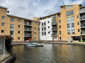 Beautiful Riverview Apartment Chelmsford - Image 5