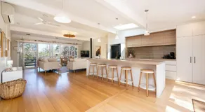 Arlo Beach House - Beachside, Pet Friendly, Fireplace - Image 3