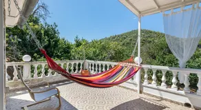 Konstantina Yard Studio - Image 4