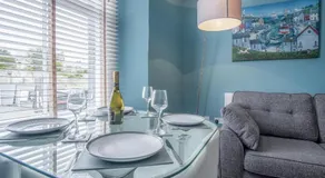 Flint House - 2 Bedroom Apartment - Tenby - Image 3