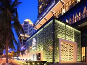 Le Parker International Hotel - Image 4