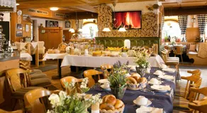 Hotel Sascha's Kachelofen - Image 2