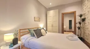 Unique location - 130m2 & Garden close to Museums - Image 2