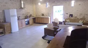 Gite de 6 à 14 pers avec Piscine-Jacuzzi- Salle des fêtes - Image 4