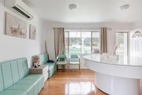 Fairyland Getaway- at Central Coast with XXXL hot Jacuzzi - Perpetual above 35C & Fun - Round pool table and Slide bunk bed - Image 4