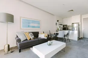 A Cozy 2BR Apt on Collins Near Flinders Station - Image 4