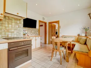 Spacious Mansion in Hermagor-Pressegger See with Garden - Image 4