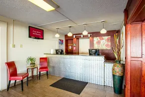 Red Roof Inn Battle Creek - Image 3