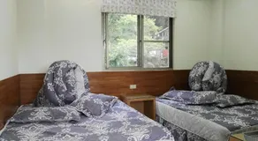Qun Feng Hotel - Image 5