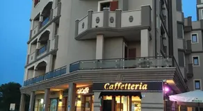 La Piazzetta Guest House - Image 2