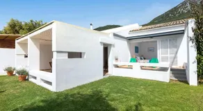 Villa Piedra Barbati - Seafront Villa - Image 5