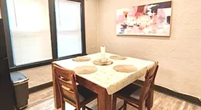 Quiet 1BR, Eat-In Kitchen, Close to Midway - Image 3