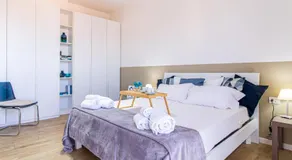 Il quadrato blu by Houset - Image 2
