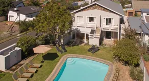Moments Guesthouse, Kleinmond - Image 2