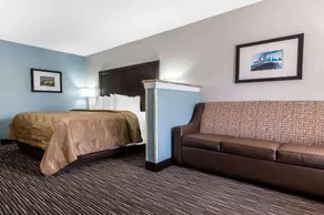 Ramada Limited Mooresville - Image 4