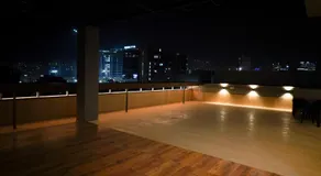 Inception Residence - Image 2